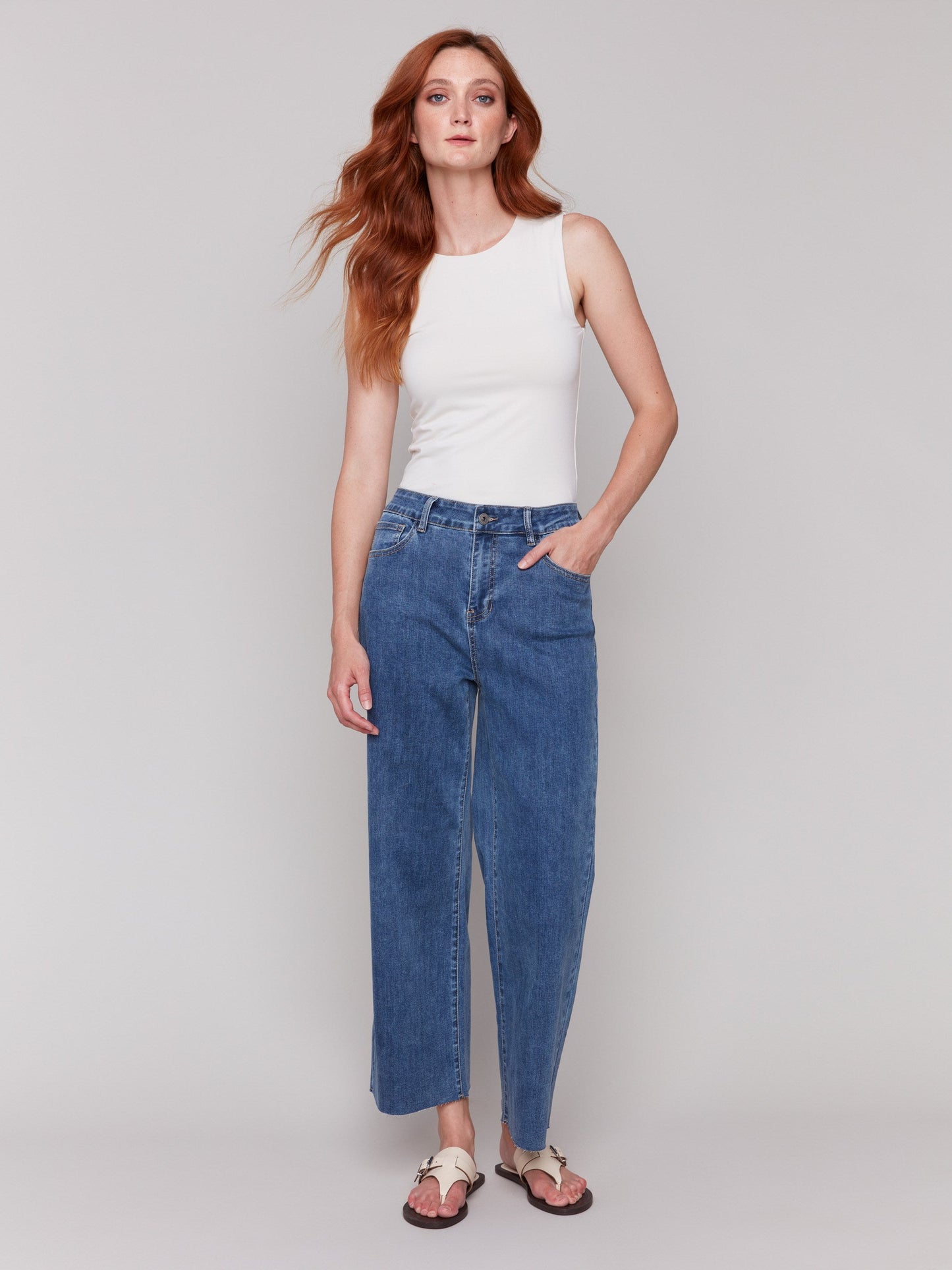 Wide Leg Jeans With Raw Edge - Medium Blue